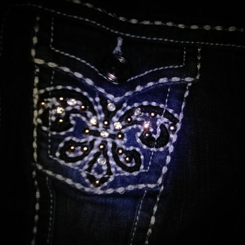 Jean jacket - Picture 3 of 6